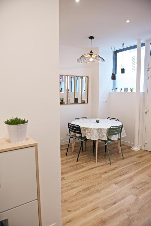 Appartement Newly Renovated Flat- Batignolles 17 *